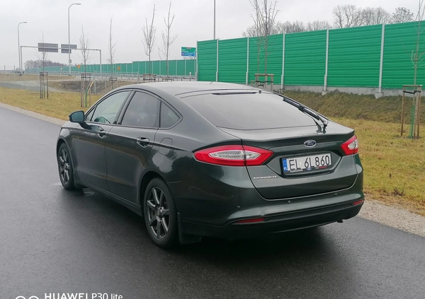 Ford Mondeo cena 49900 przebieg: 123900, rok produkcji 2016 z Łódź małe 92